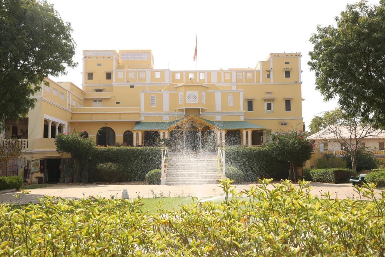 Отель Roop Niwas Kothi, Near Mandawa Nawalgarh Экстерьер фото