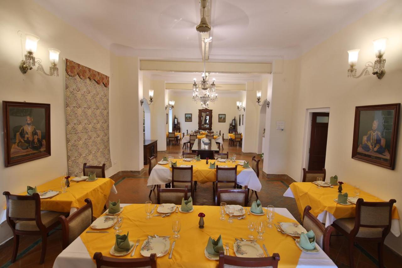 Отель Roop Niwas Kothi, Near Mandawa Nawalgarh Экстерьер фото